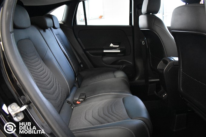 MERCEDES-BENZ GLA 200 d Automatic Progressive Advanced